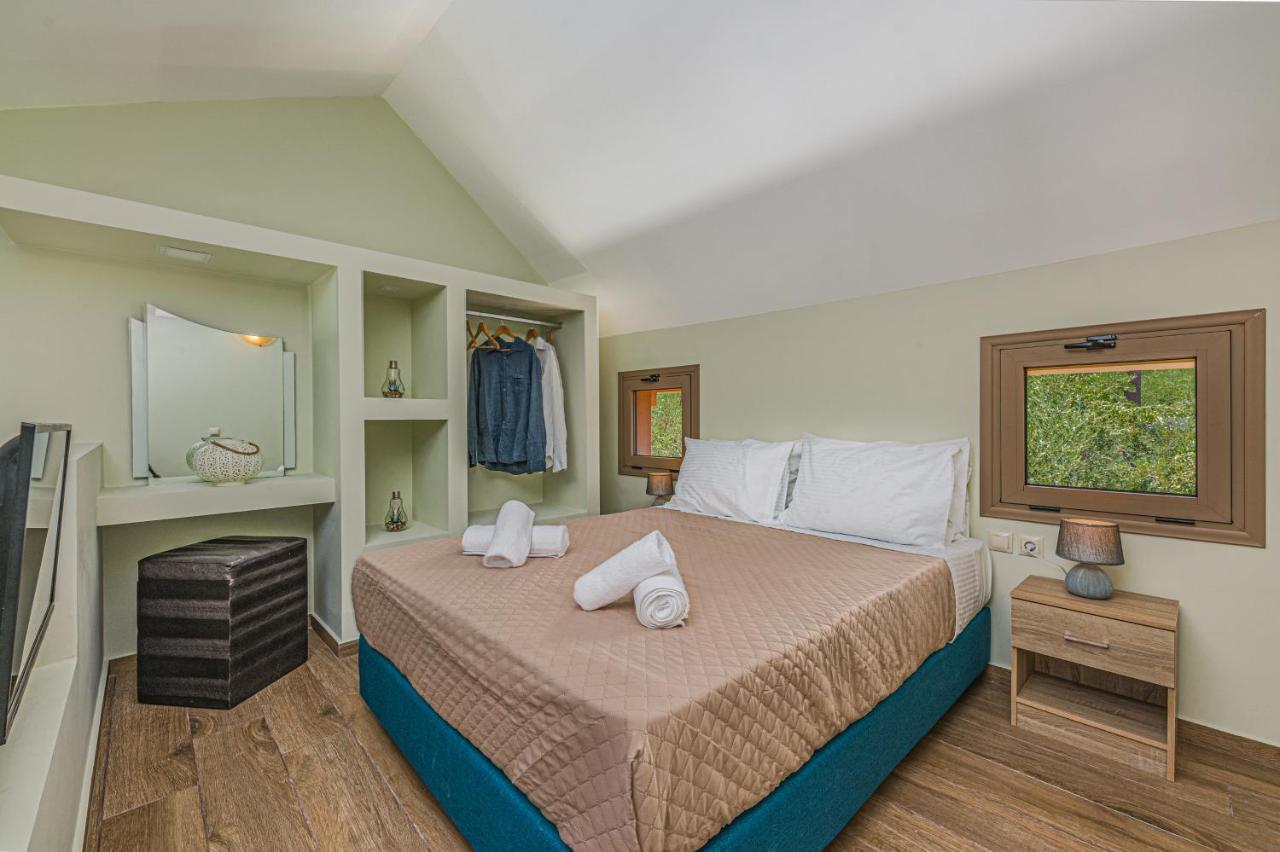 Kozanos Suites With Private Pool Amoudi Buitenkant foto